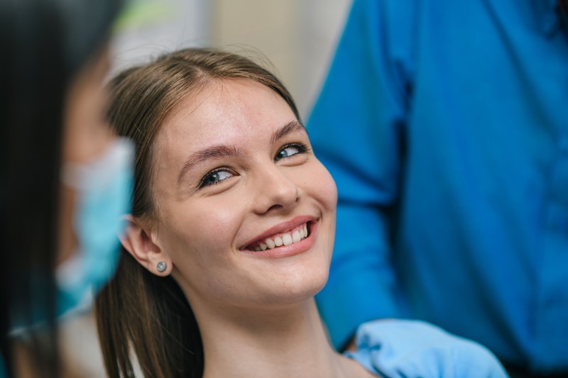 How Bio-Stimulation Supports Bone Remodeling During Orthodontic Treatment